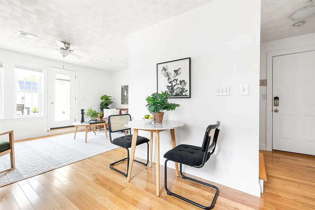 25 Cross St - Photo 6 of 14