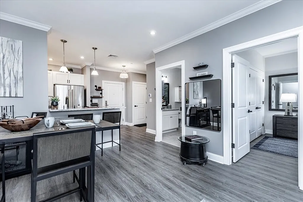 69 Foundry St - Photo 6 of 24