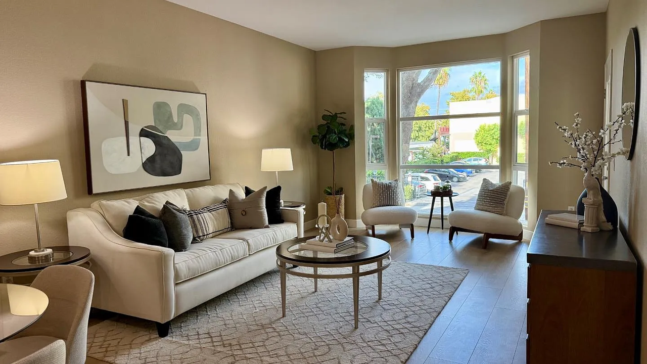 415 N 2nd St - Photo 4 of 14