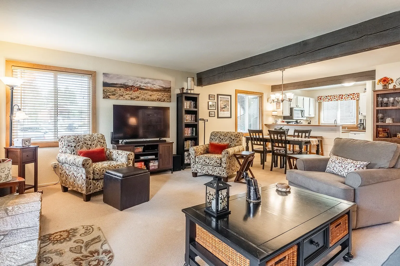 2 Arrowhead Dr - Photo 7 of 18