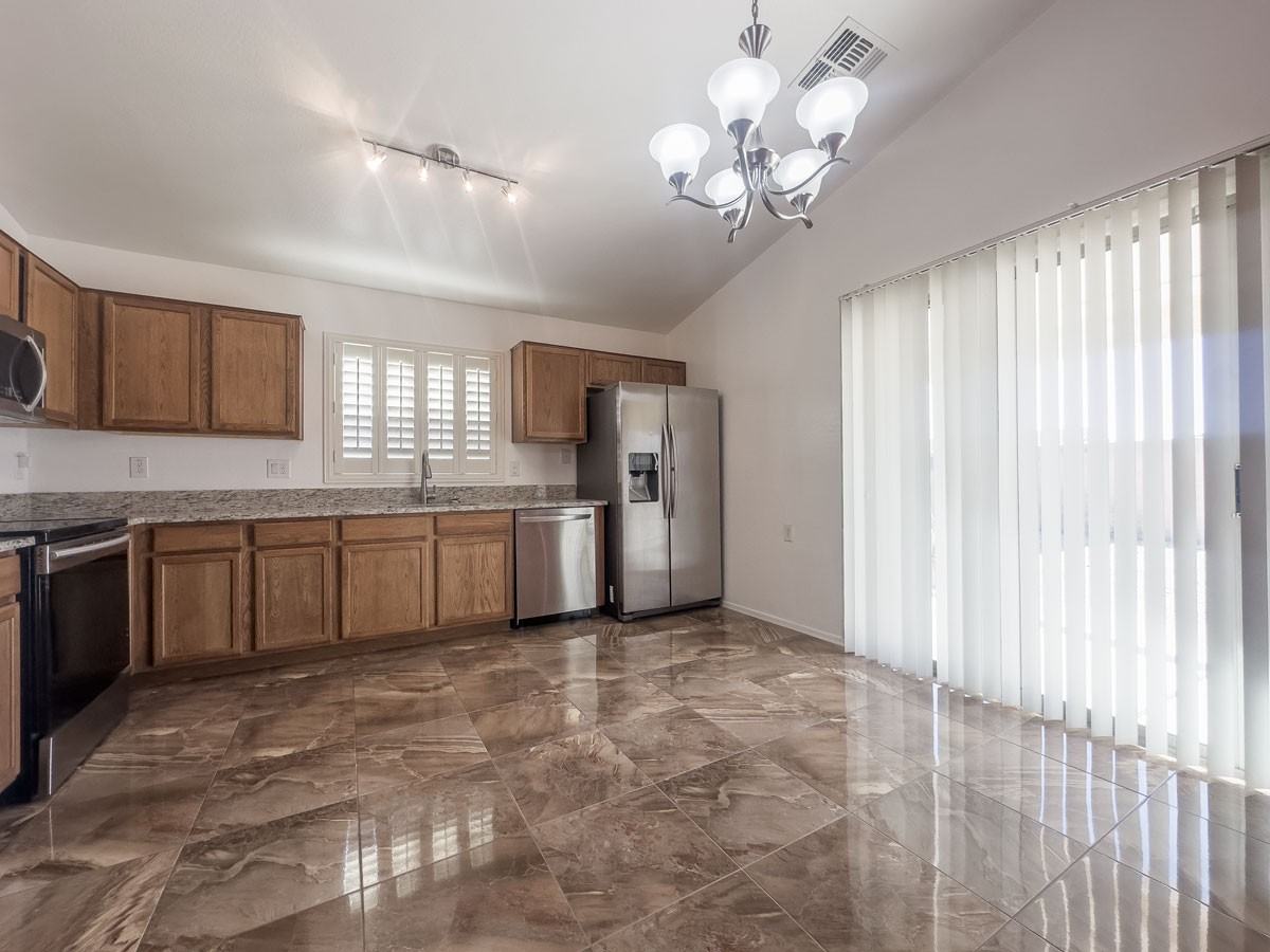 21770 W Renegade St - Photo 6 of 15