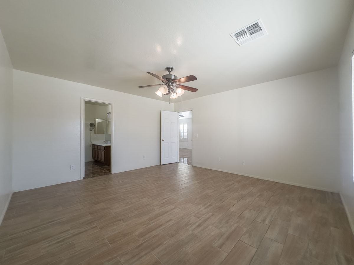 21770 W Renegade St - Photo 7 of 15