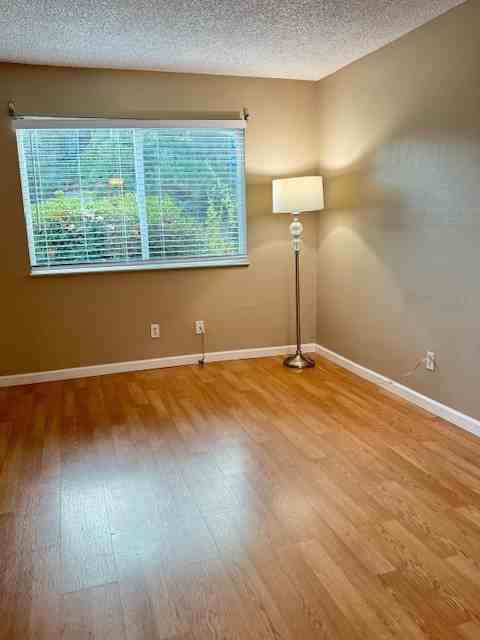 901 Veterans Dr #1 - Photo 6 of 24