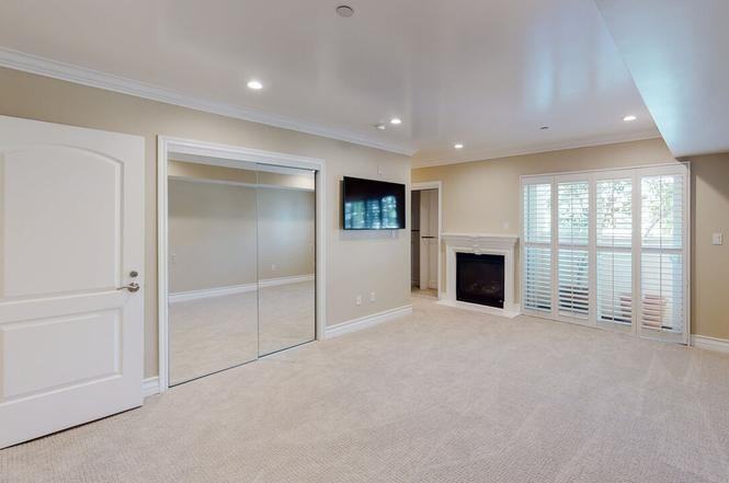 123 S Clark Dr #303 - Photo 6 of 15