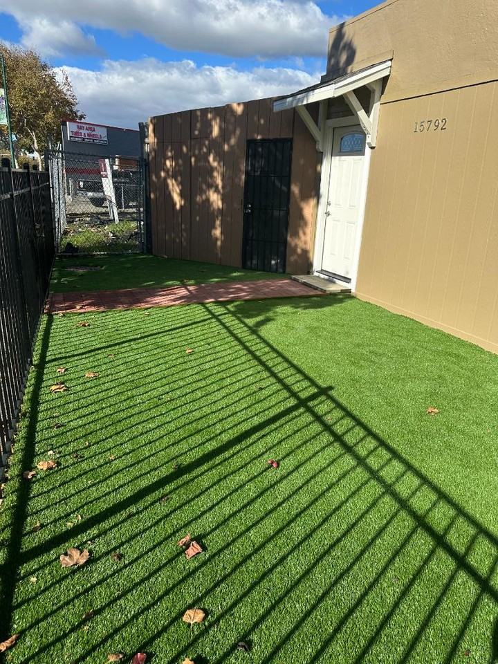 15792 E 14th St - Photo 5 of 12