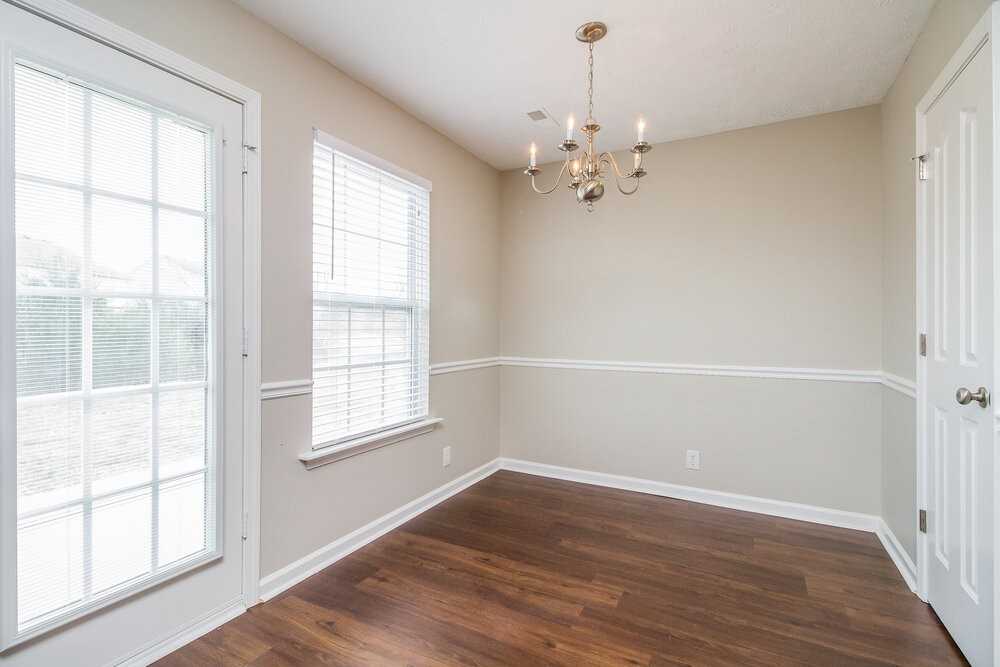 3040 Herman B Rader Dr - Photo 5 of 19