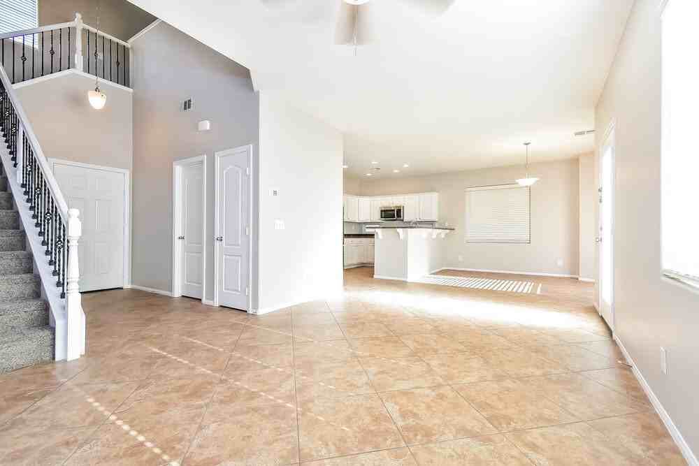 4967 Silent Valley Ave - Photo 5 of 17