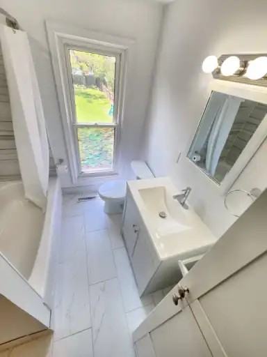 604 Perry St #303 - Photo 7 of 9