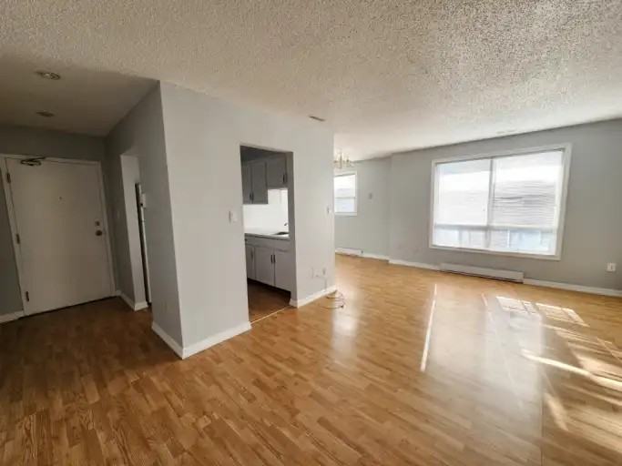 308 Malaga Rd #303 - Photo 5 of 9