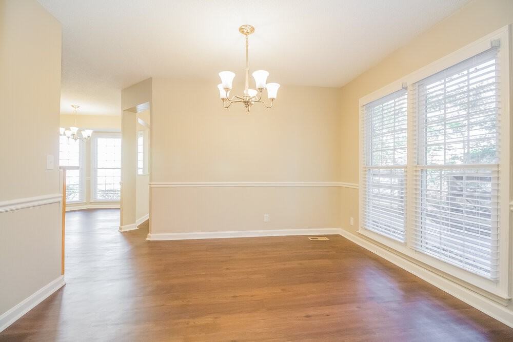 606 Knollwood Dr - Photo 6 of 17