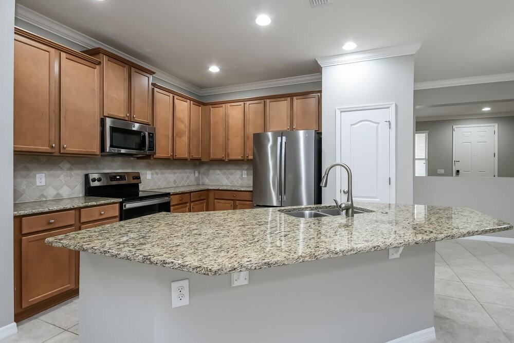 3012 Boating Blvd - Photo 7 of 16