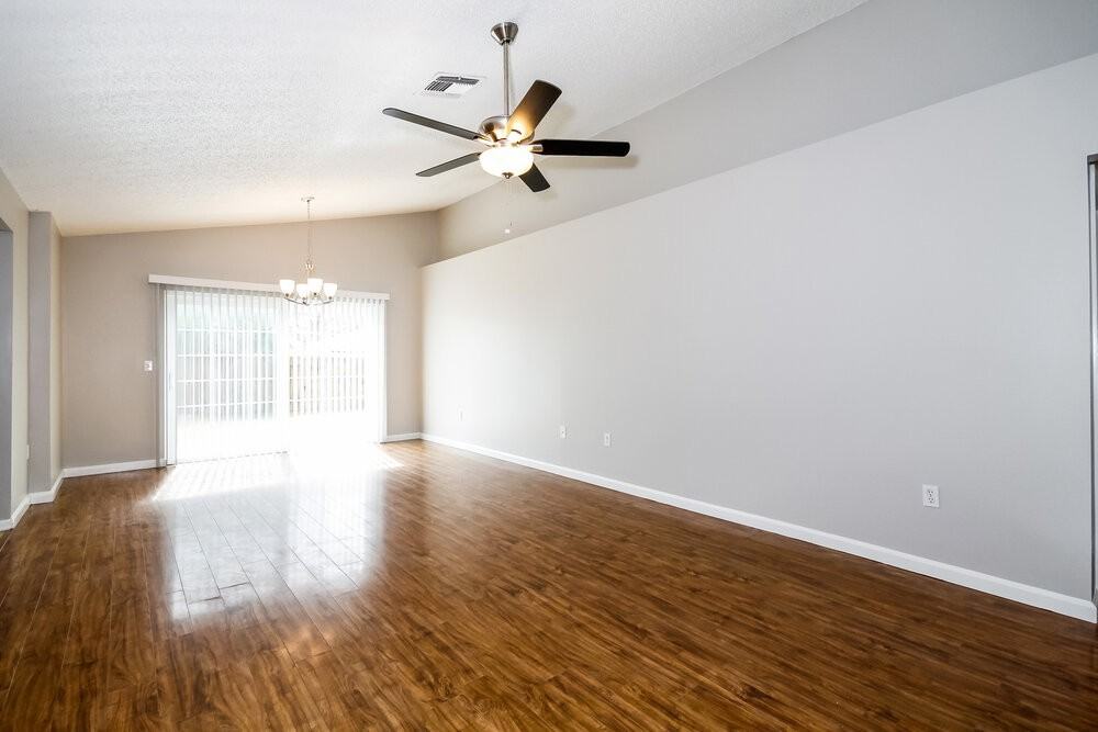 1032 Malletwood Dr - Photo 3 of 15