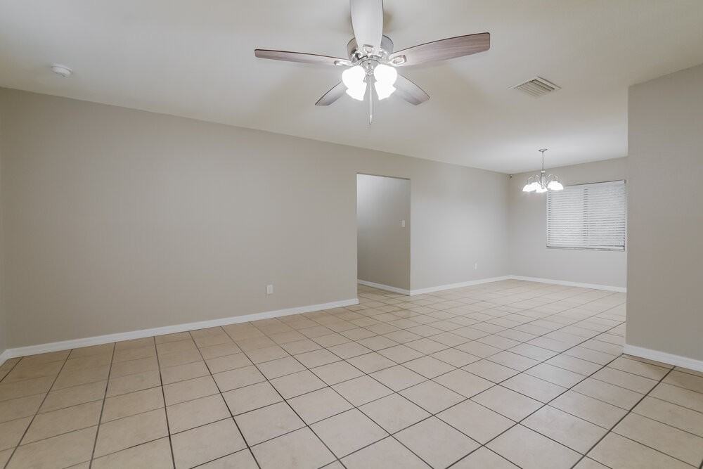 239 Holiday Ln - Photo 4 of 16