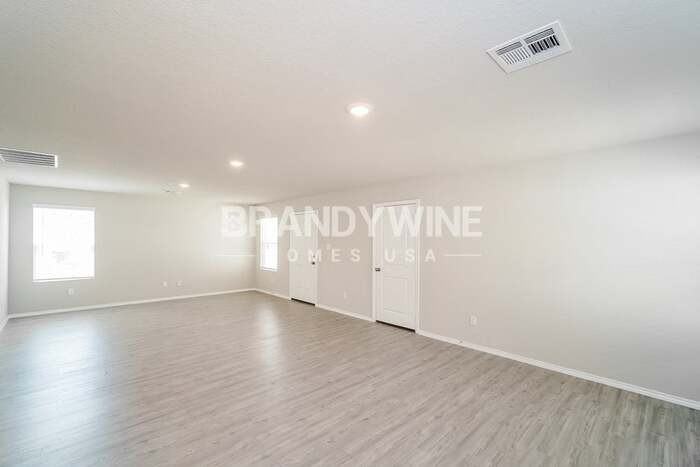 7006 Winding Shelf - Photo 7 of 33