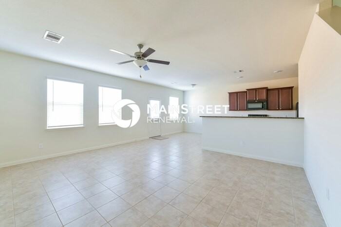 26251 Bosch Dr - Photo 4 of 17