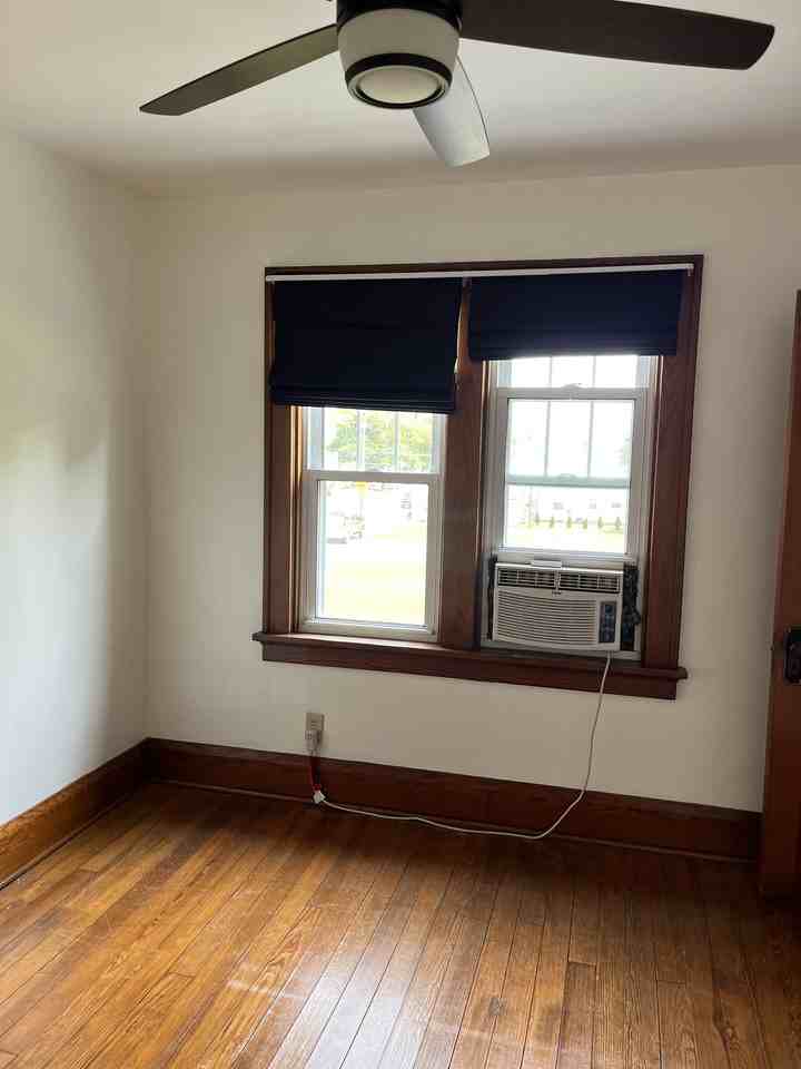 21120 W Toledo St #1 - Photo 2 of 12