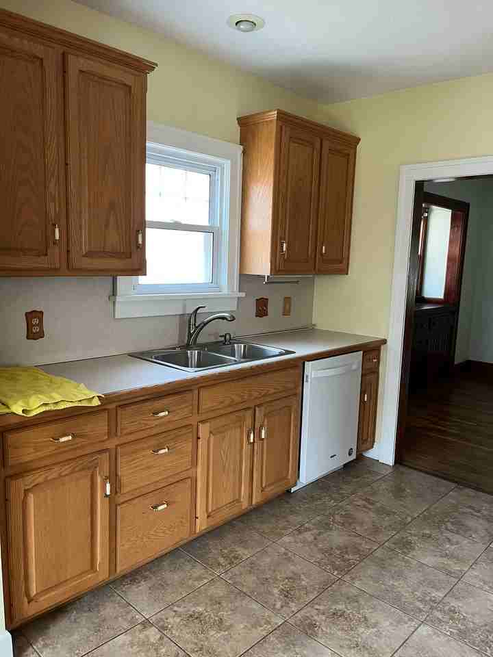 21120 W Toledo St #1 - Photo 7 of 12