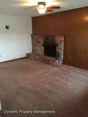 1342 Monterey St - Photo 2 of 10