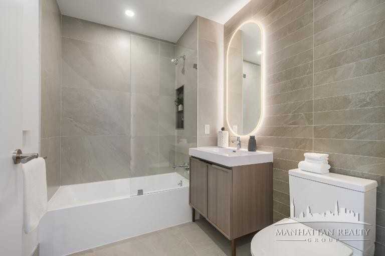 Rockwell Pl #559 - Photo 4 of 15