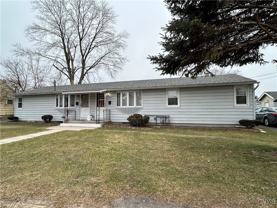 415 Hazelhurst Ave - Photo 1 of 1