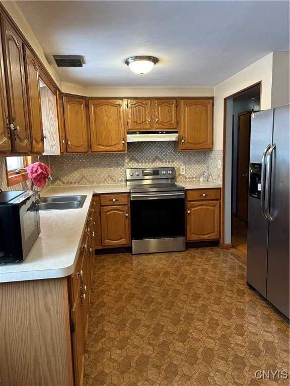 415 Hazelhurst Ave - Photo 2 of 22