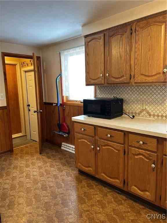 415 Hazelhurst Ave - Photo 3 of 22