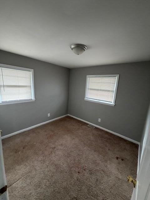 625 Lisa Ct - Photo 5 of 8