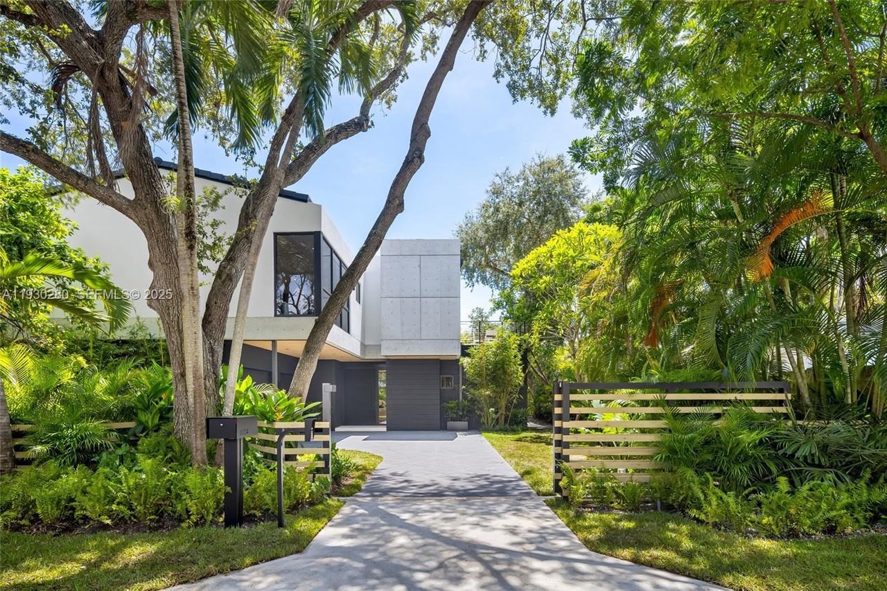 Hardie Ave & Braganza Ave - Photo 4 of 58