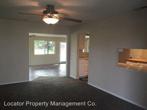 10805 Cave Ave - Photo 2 of 14