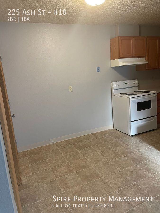 225 Ash St #18 - Photo 4 of 7