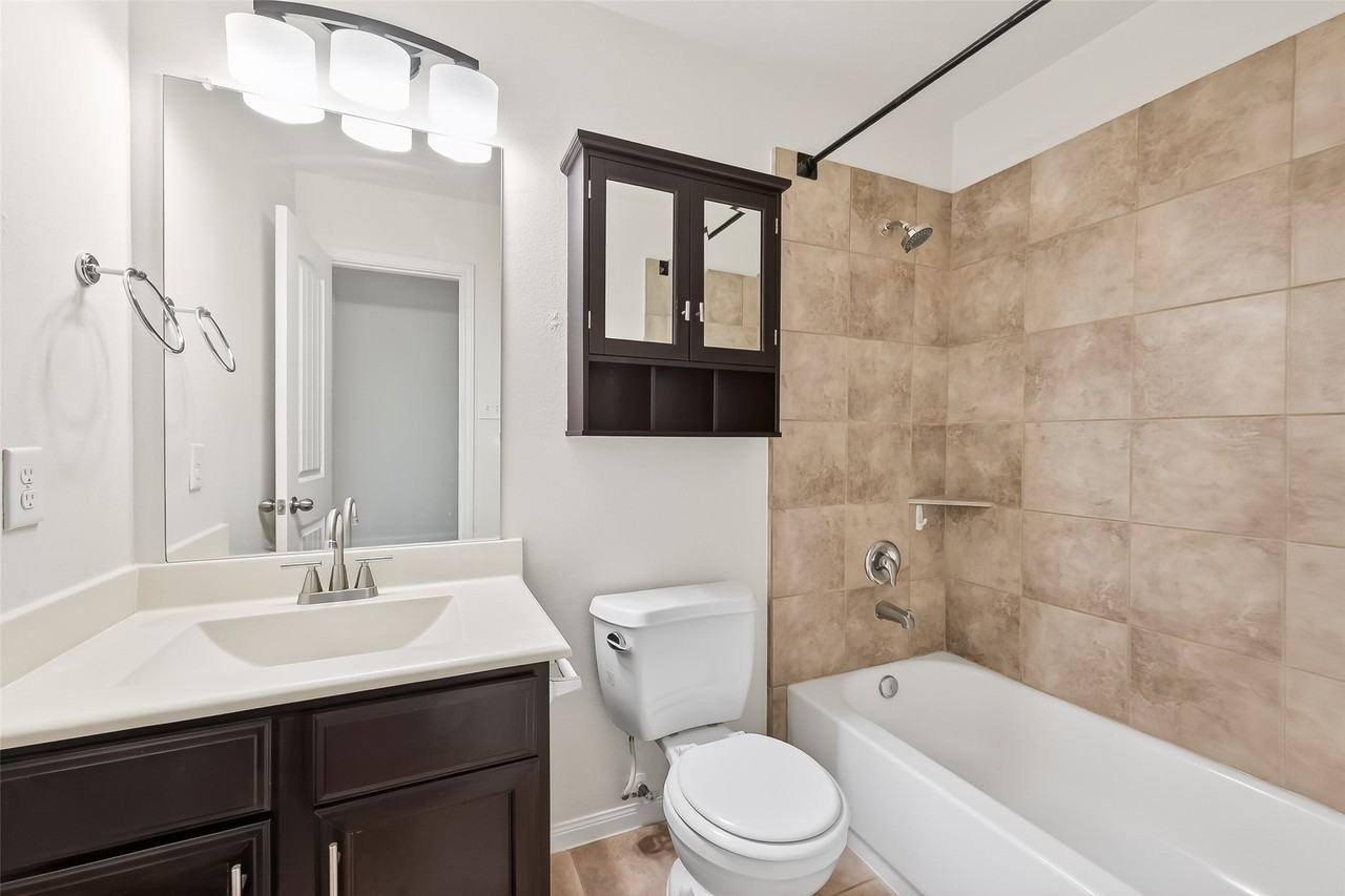 25018 Clover Ranch Dr #25018 - Photo 4 of 45