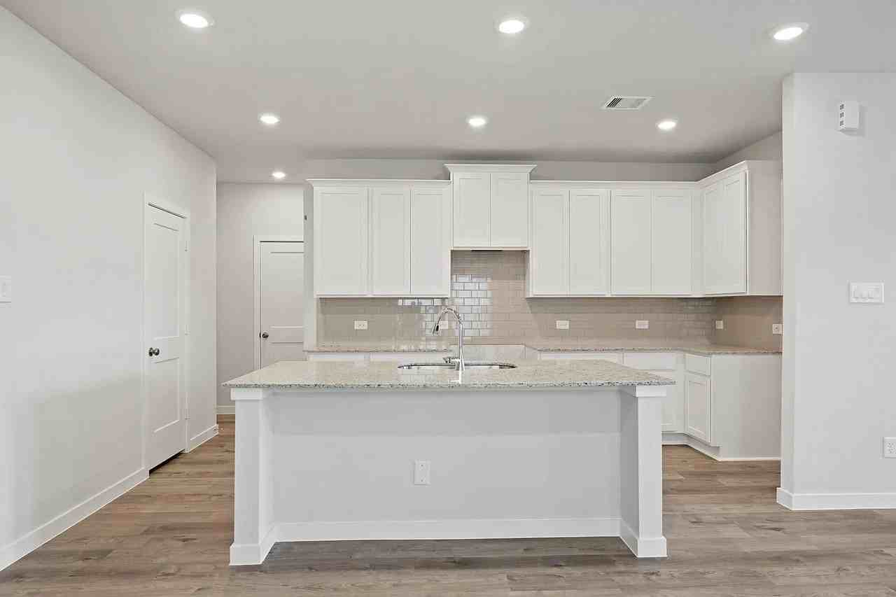 3927 Accolade Xing #3927 - Photo 3 of 21