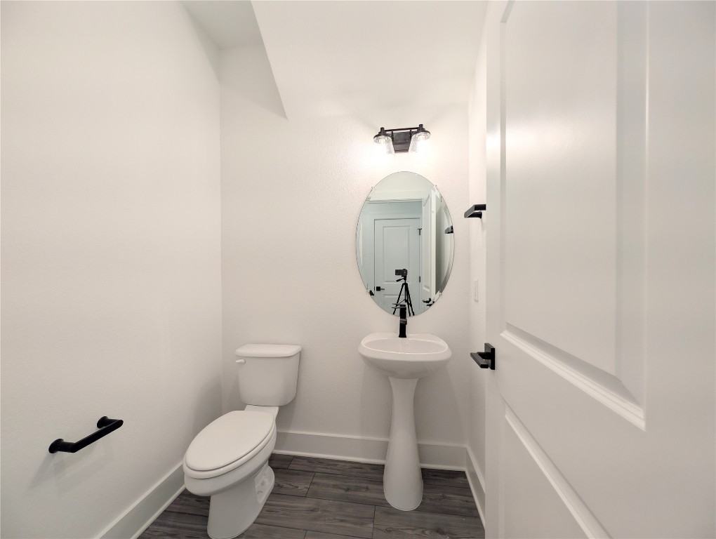 113 Sycamore Pines Ln #113 - Photo 3 of 32