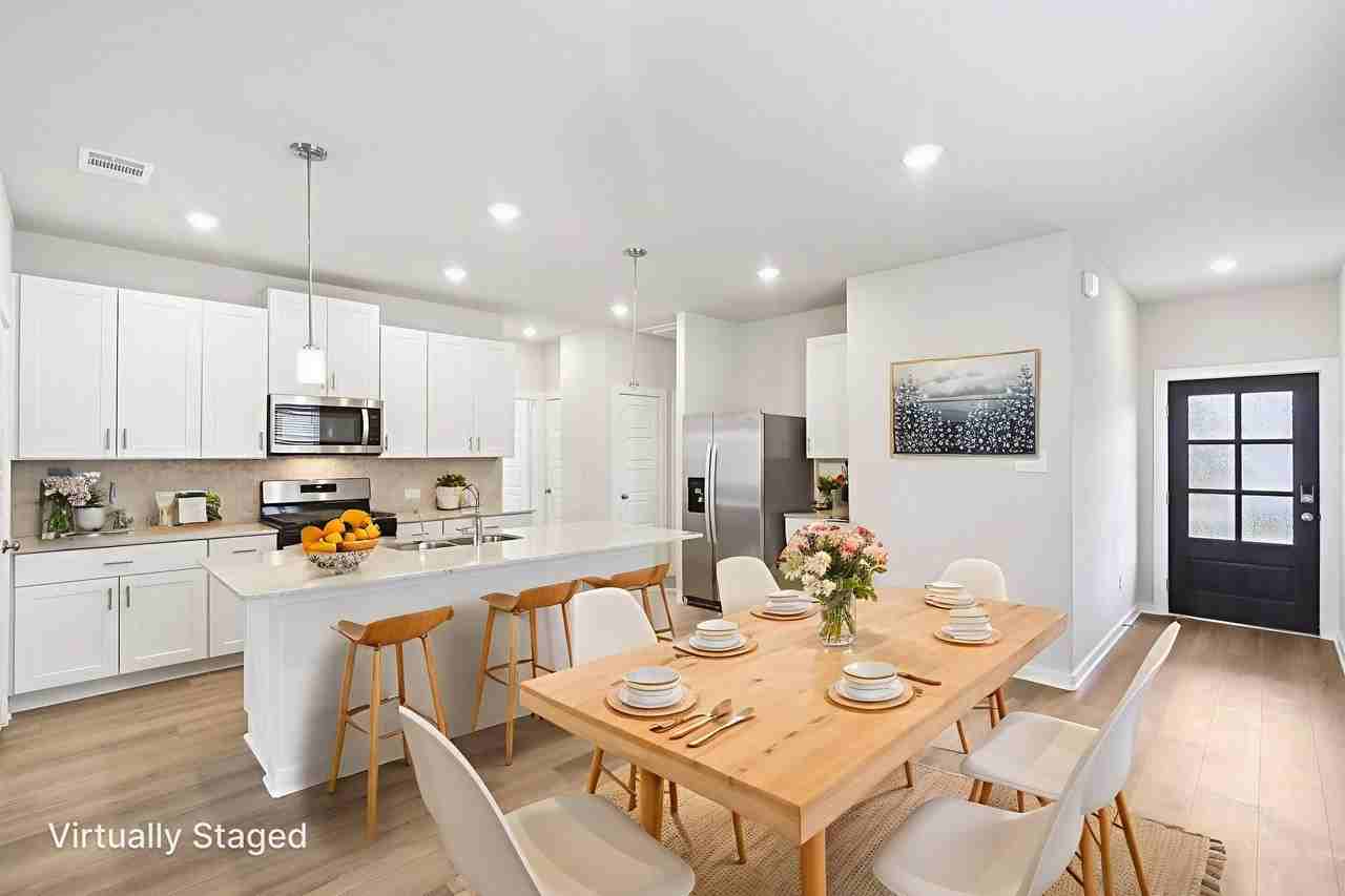 6717 Chinapkin Oak Ln #6717 - Photo 5 of 15