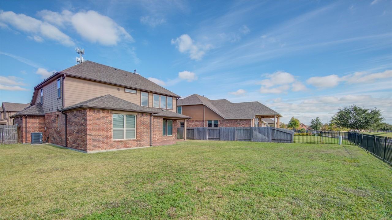 12816 Oak Falls Dr #12816 - Photo 3 of 49