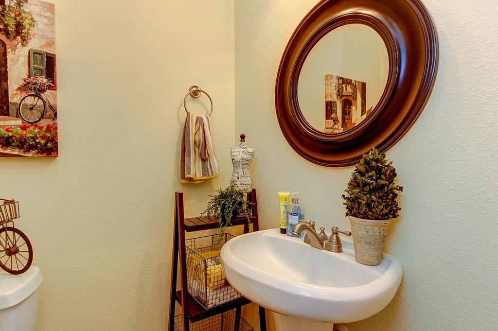 1319 Birdsall St #1319 - Photo 4 of 20