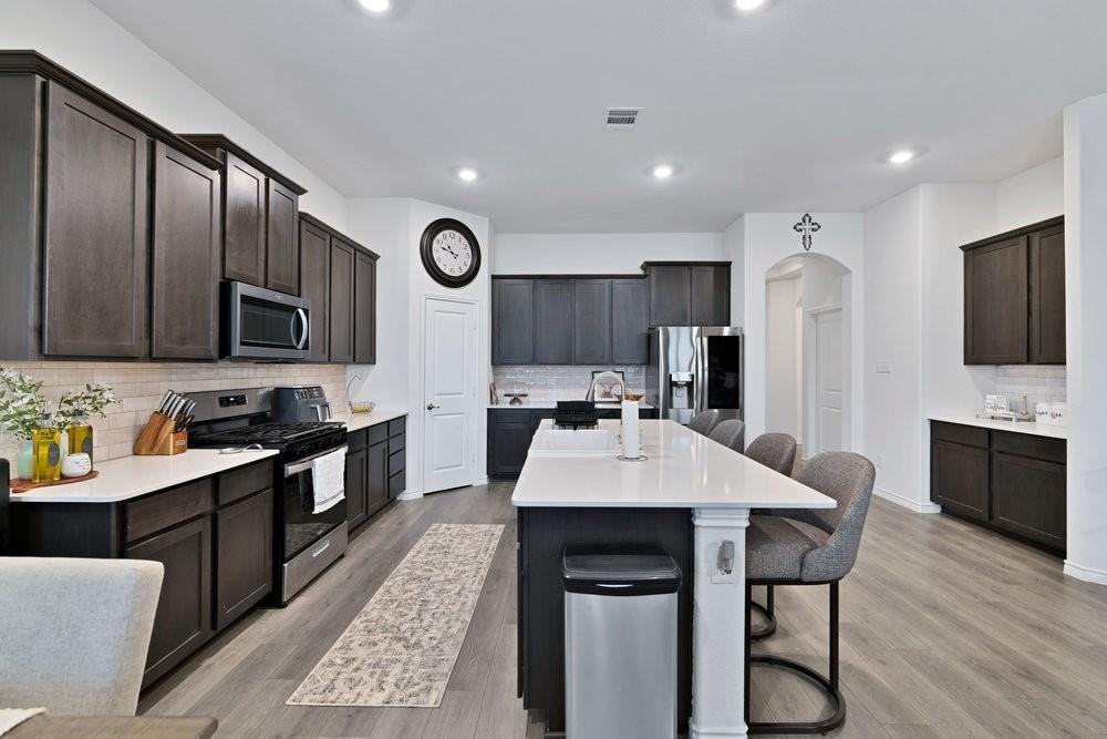 3027 Moccasin Ln #3027 - Photo 3 of 40