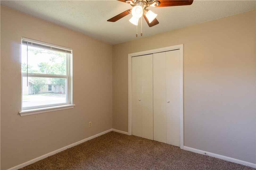 218 Harvard Ct #218 - Photo 7 of 11