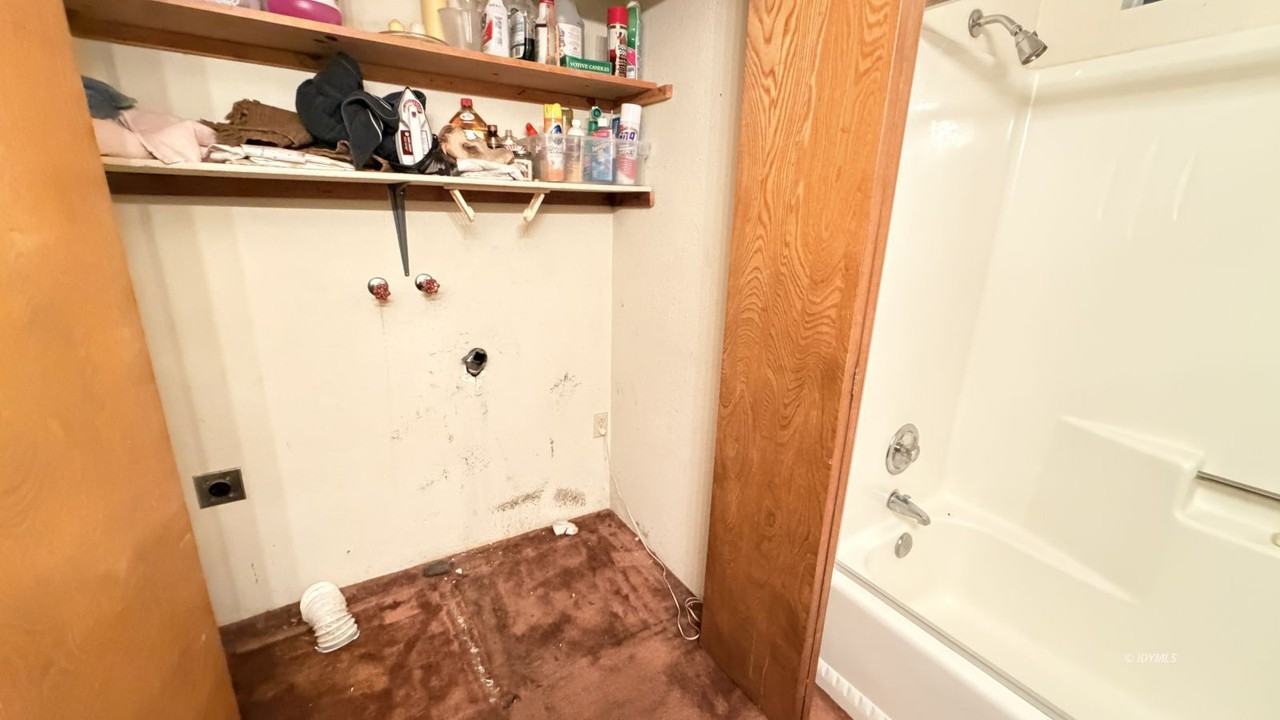 26823 Crestview Dr #26823 - Photo 6 of 25