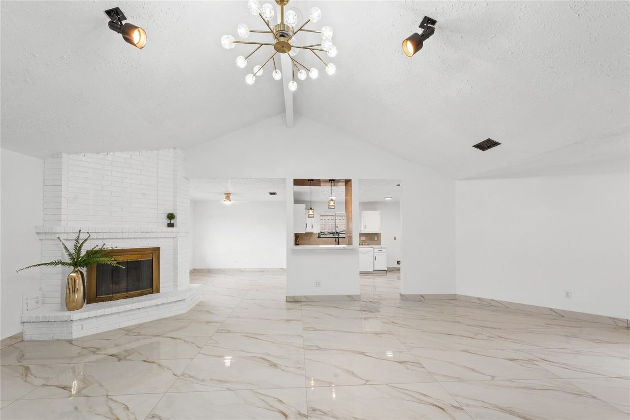 2610 Hollymist Dr #2610 - Photo 4 of 15