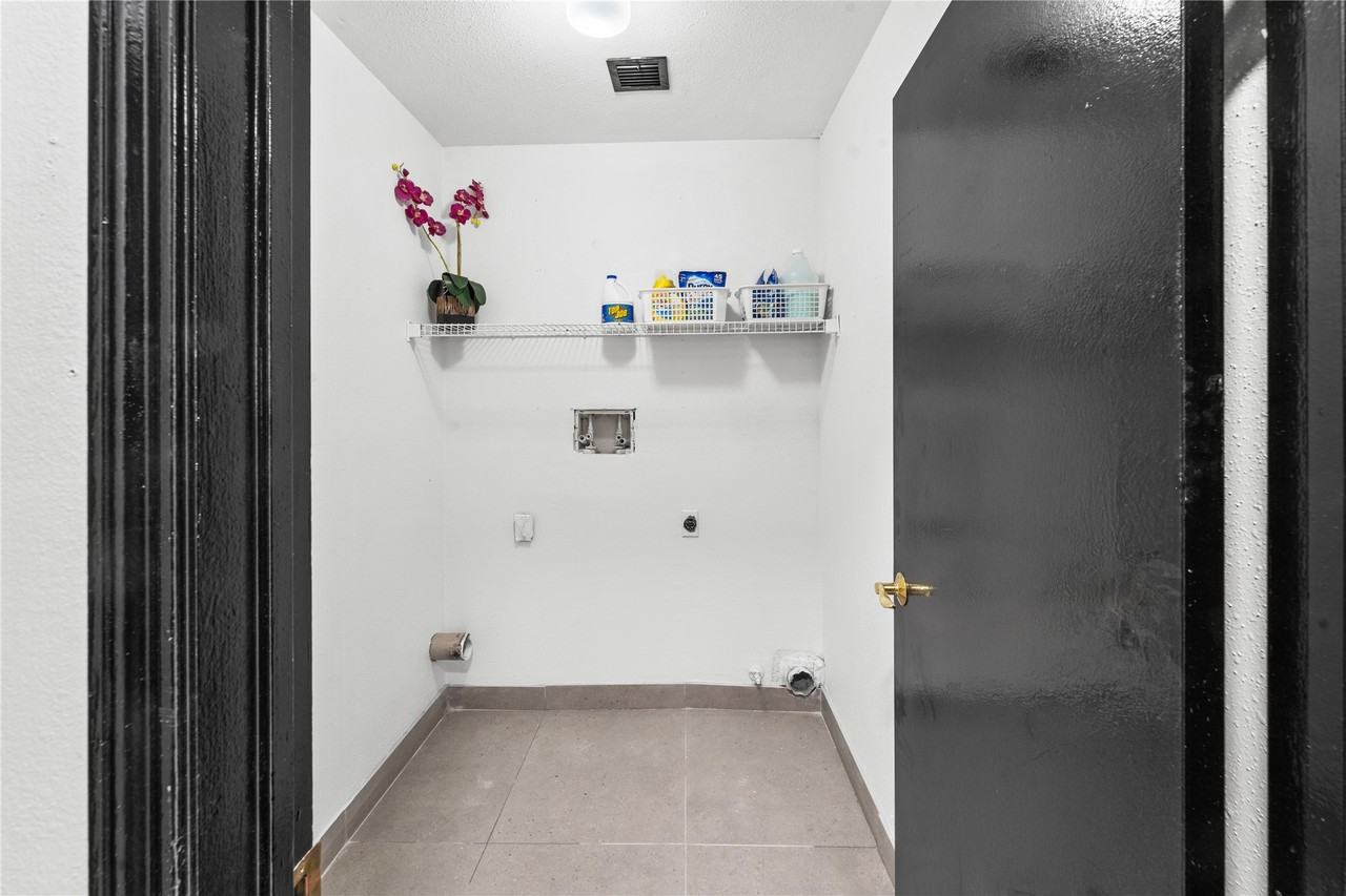 2610 Hollymist Dr #2610 - Photo 7 of 15