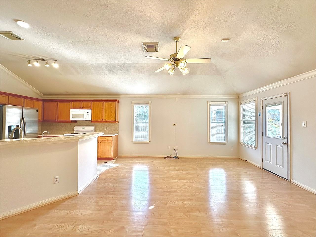 17203 Valemist Ct #17203 - Photo 7 of 14