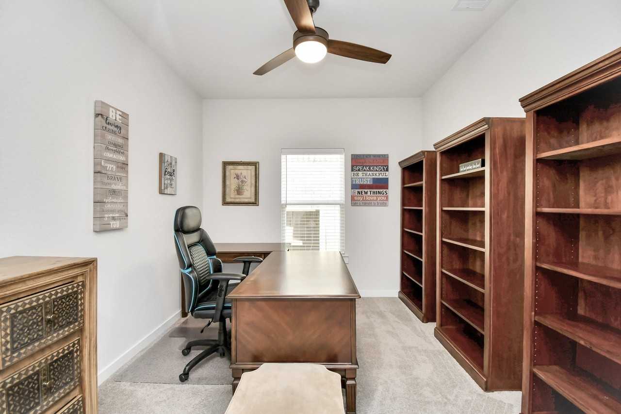 4653 Cleo Day Dr #4653 - Photo 4 of 36