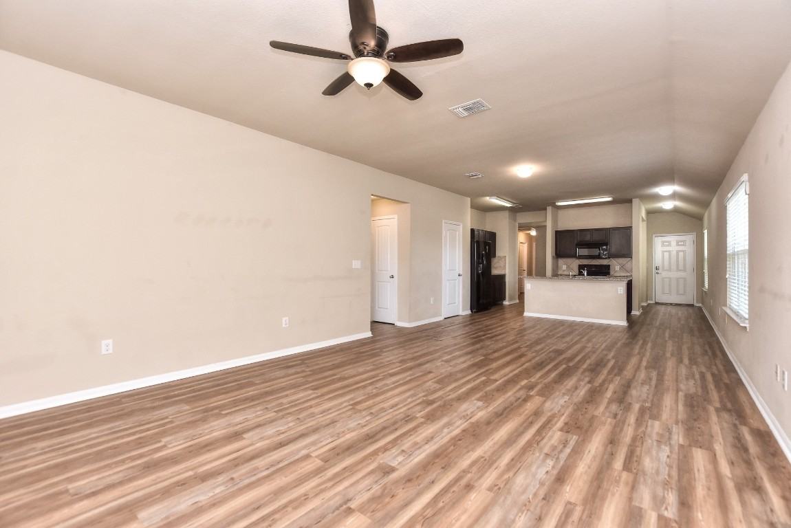 14513 Callan Ct #14513 - Photo 5 of 32