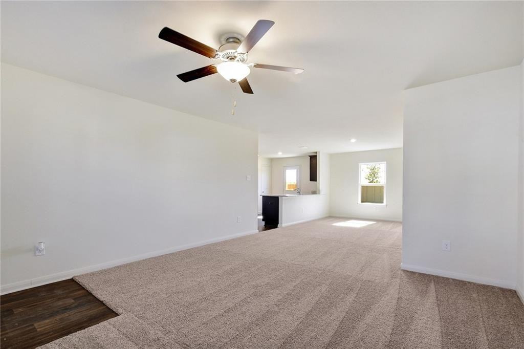 525 Riverdale Dr #525 - Photo 6 of 13