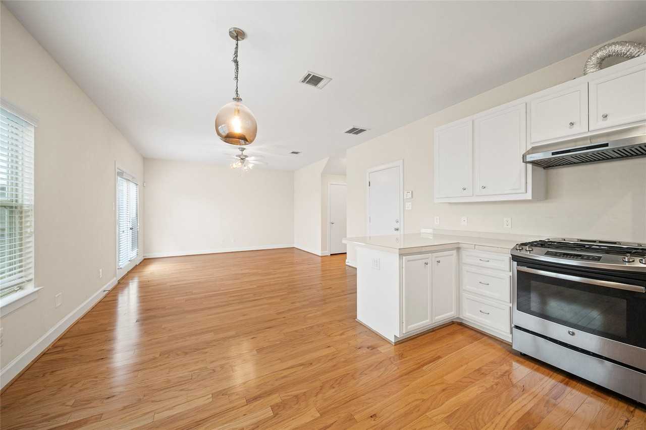 3726 Main Poplar Dr #3726 - Photo 5 of 25