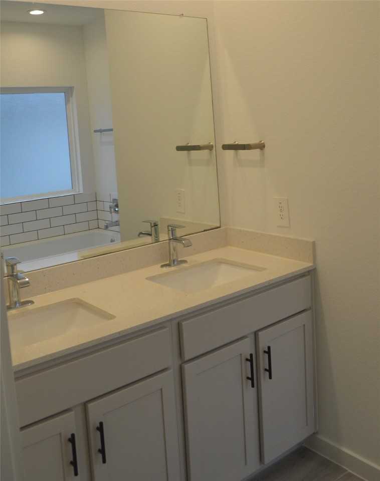 10313 Cascade Range Ln #10313 - Photo 7 of 20