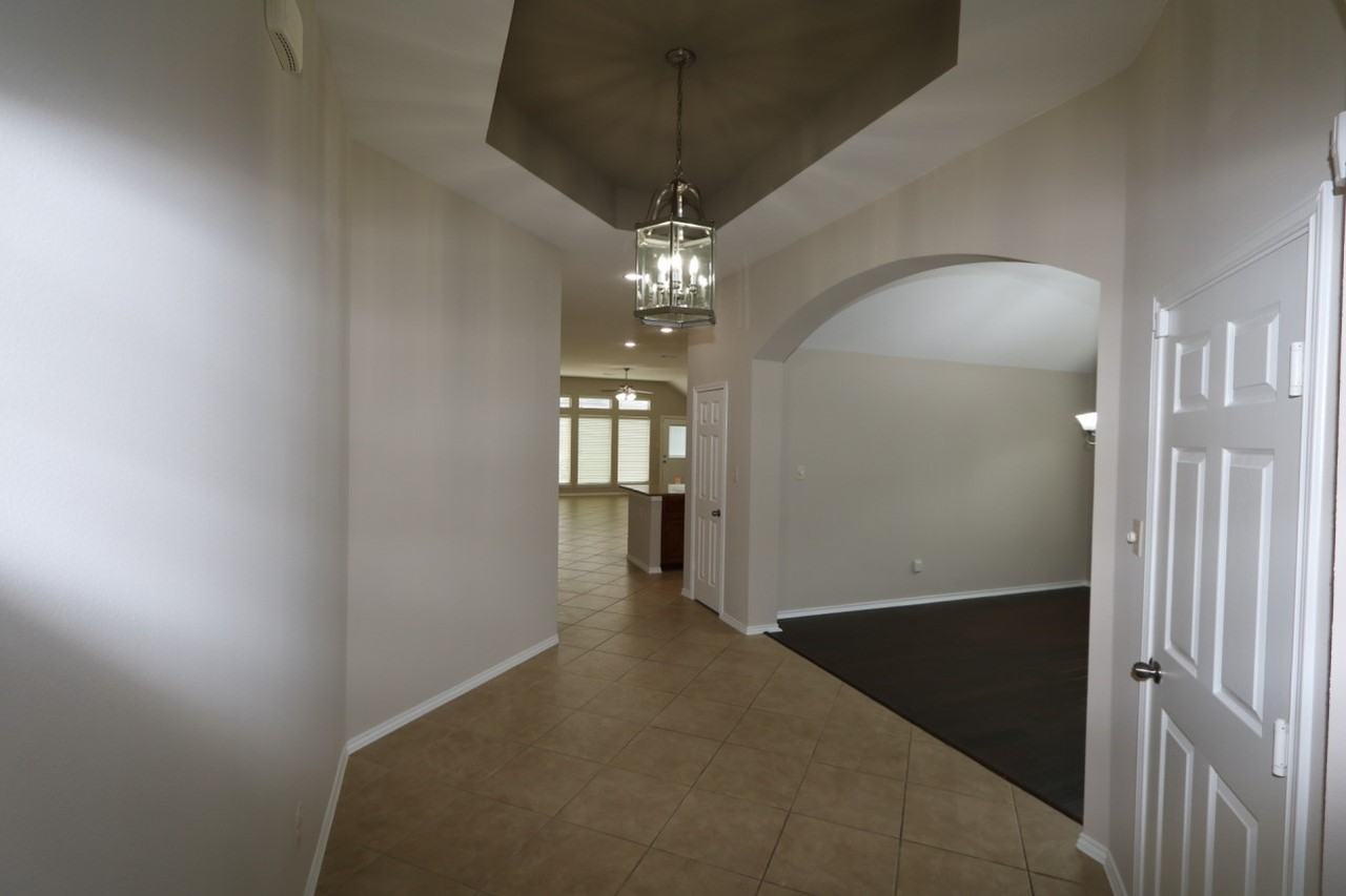 2531 Llano Springs Dr #2531 - Photo 3 of 24