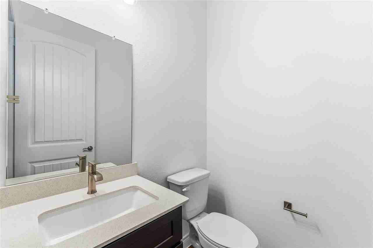 3710 Highcliffe Dr #3710 - Photo 5 of 37