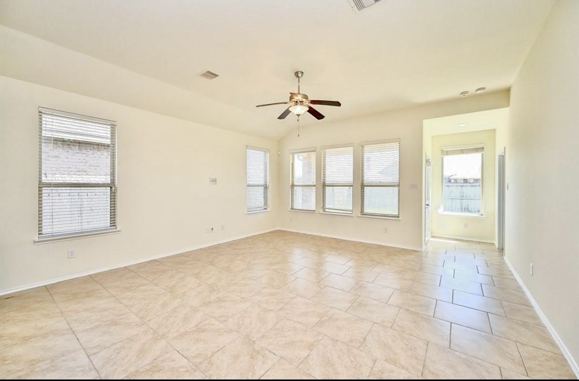 4511 Stolz Trl #4511 - Photo 5 of 13